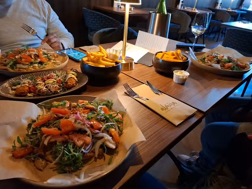 Almira &ndash; Steak and cocktails Almere