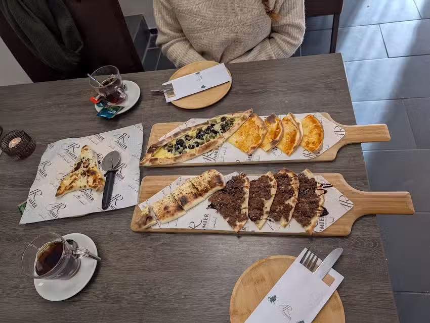 Amier manaish امير مناقيش لبنانية