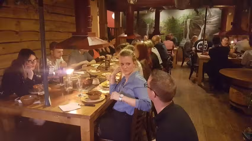 Amigos Bbq Restaurant