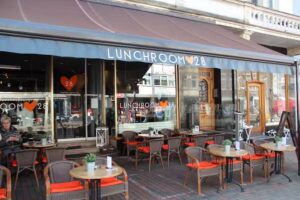 AN D&rsquo;R LAAN 28