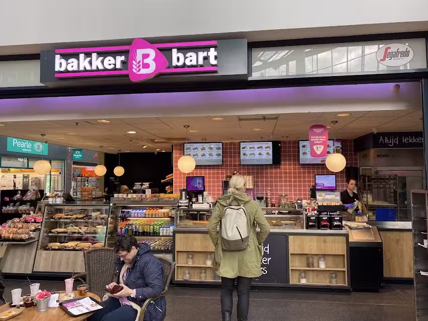 Bakker Bart Emmen Dalipassage belegde broodjes & meer