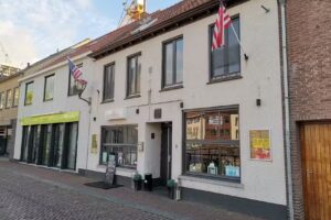 Ballie&rsquo;s burgers , tattoos and cuts