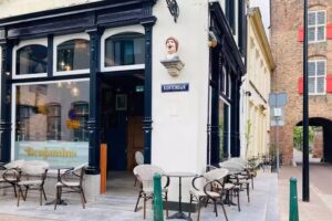 Benjamins Restaurant & Winebar