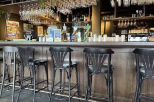 Bernie&rsquo;s Bar & Kitchen