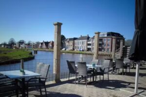 Bert&rsquo;s Vis-Stee