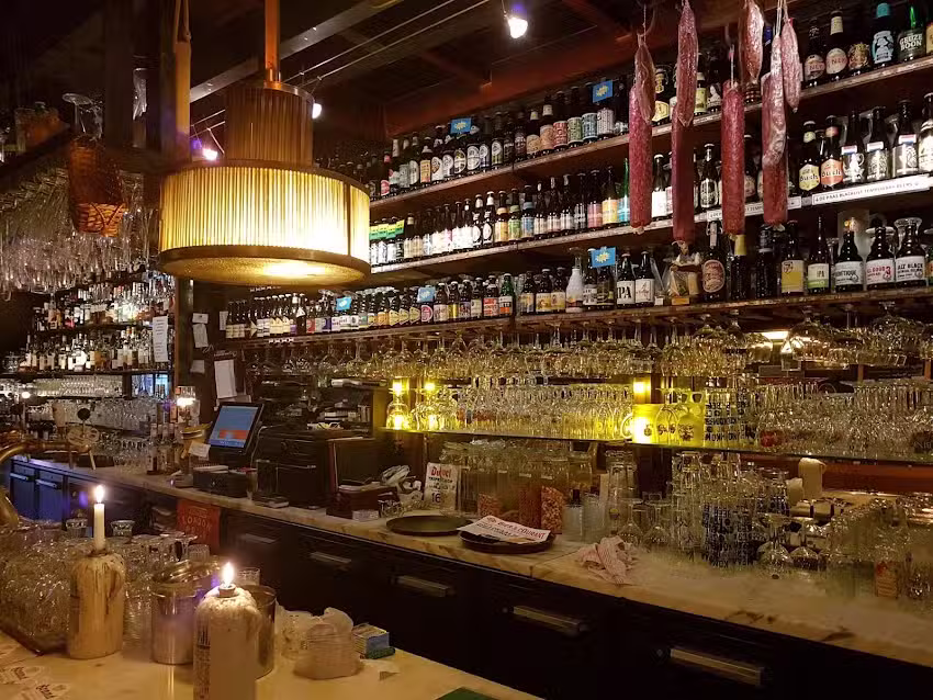 Bierspeciaal Caf&eacute; De Paas