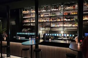 Big Belly Bar & Restaurant