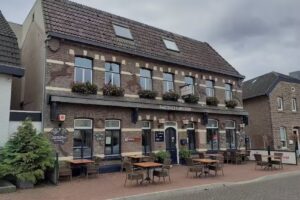 Bistro A Gen Kirk Wahlwiller