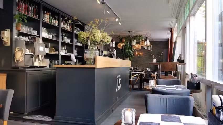 Bistro Bar JUS