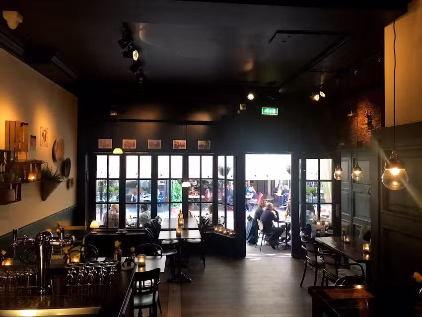 Bistro Le Go&ucirc;t