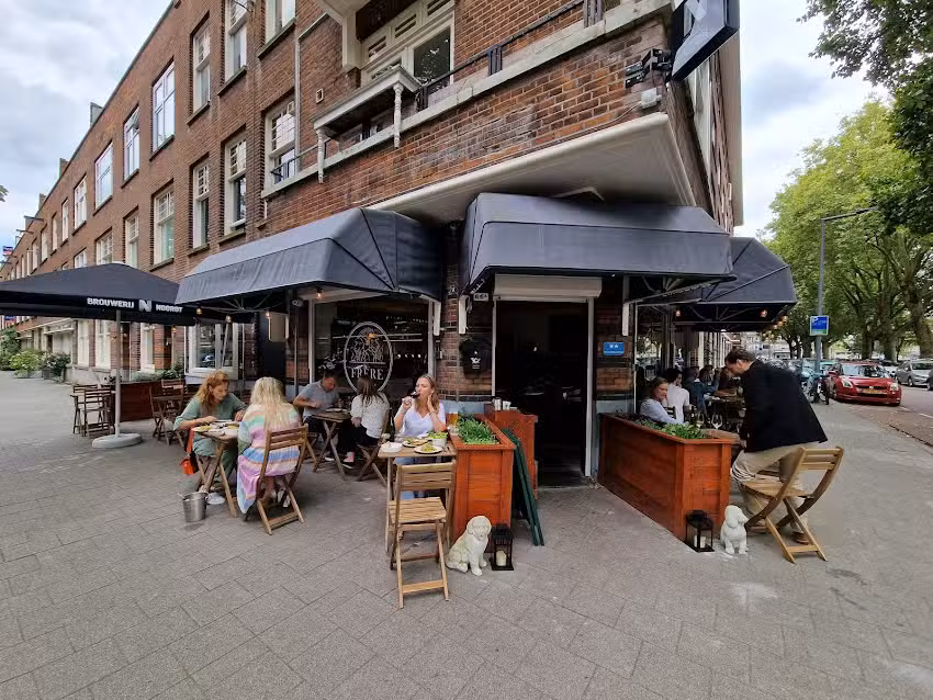 Bistrot-Bar Fr&egrave;re