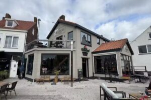 Blossom Kitchen & Bar