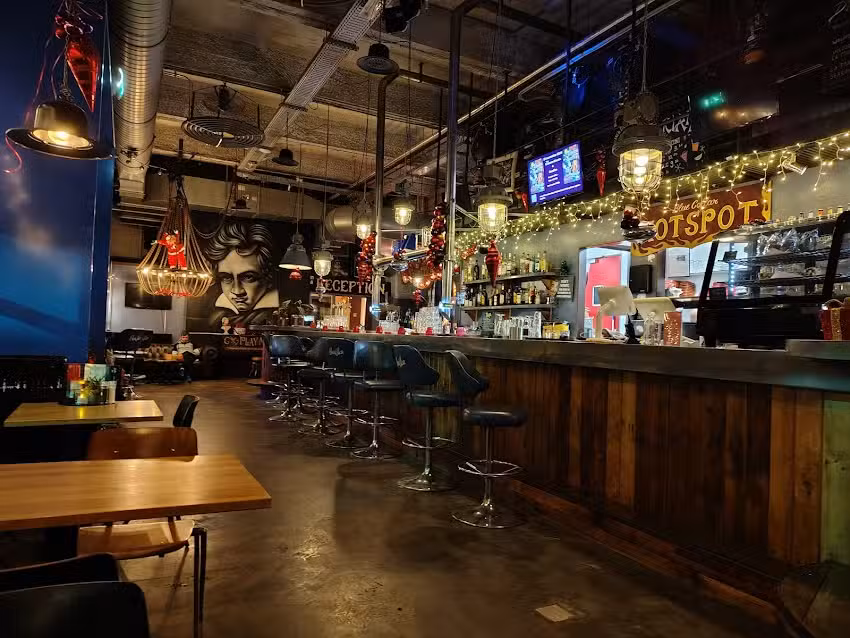 Blue Collar Caf&eacute;
