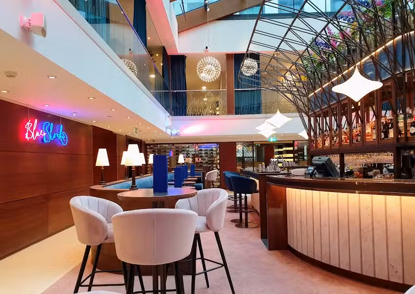 BlueBlood | Nikkei Cuisine Restaurant