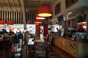 Brasserie Friends & IceJoy by Friends ❤️🍦