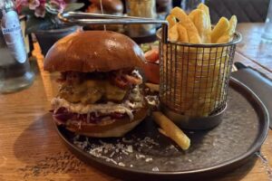 Break & Bite Restaurant