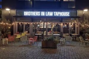 Brothers In Law Taphouse &ndash; Cafe | Restaurant | Borrel