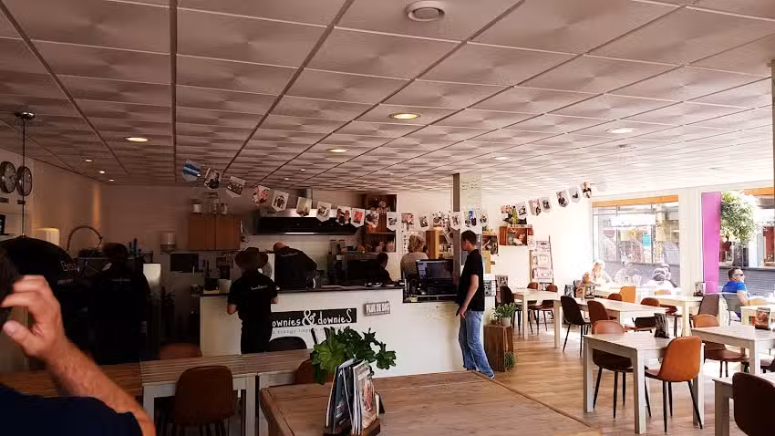 Brownies&downieS Almere-Buiten