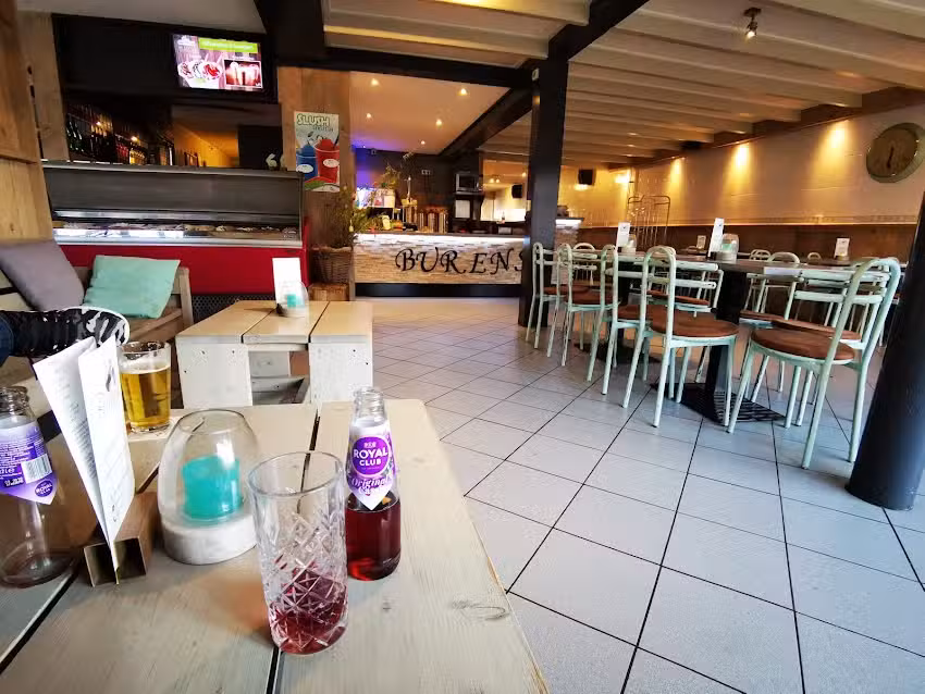 Buren&rsquo;s Snackbar / Eetcafe🍟