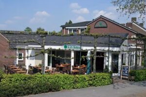 Burgers & a la Carte, Cafe-Zaal-Brasserie-Grill Kitchen &ldquo;In d&rsquo;n Herberg&rdquo;