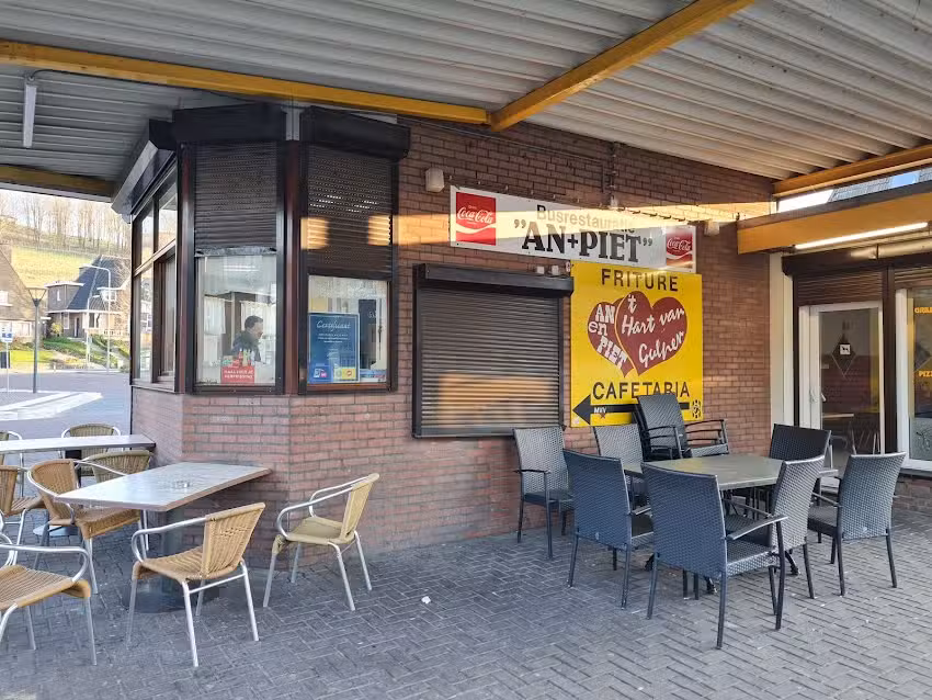 Busrestauratie An en Piet