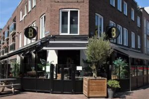 BUURVROUWS bistrobar