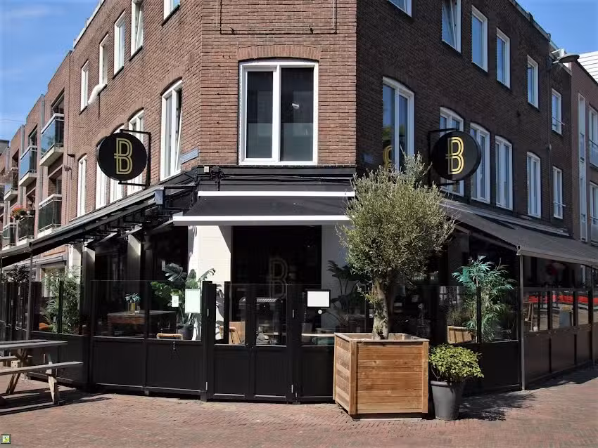 BUURVROUWS bistrobar