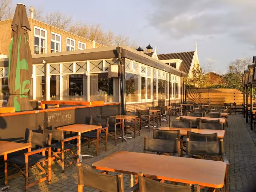 Caf&eacute; &ndash; Bistro &rsquo;t Wapen