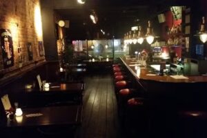 Caf&eacute; Buuf &bull; Eten & Drinken &bull;