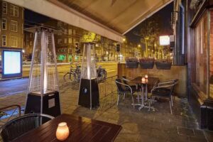 Caf&eacute; Carb&ograve;n