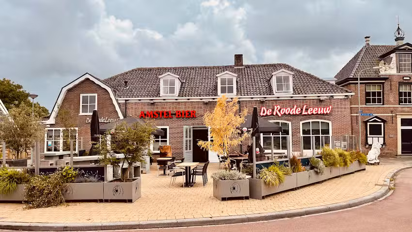 Caf&eacute; De Roode Leeuw