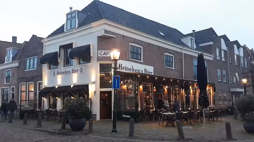 Caf&eacute; de Volendammer