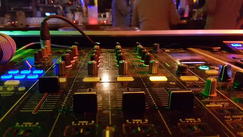 Caf&eacute; De Vrachtwagen