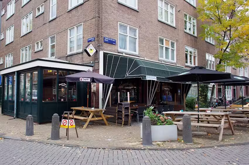 Caf&eacute; Dopey&rsquo;s Elixer