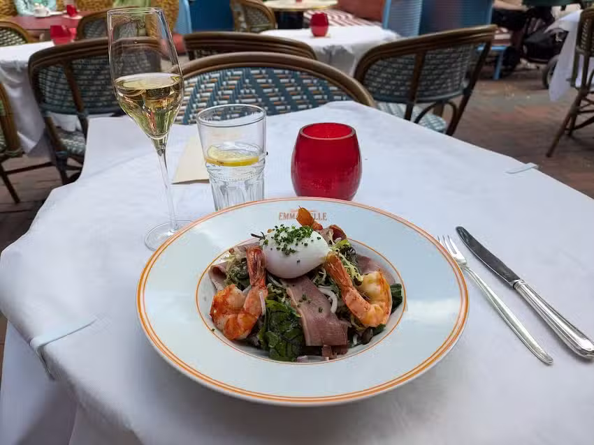 Caf&eacute; Fran&ccedil;ais EMMANUELLE