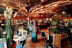 Caf&eacute; I Restaurant Vroeg of Laat