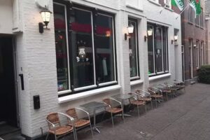 Caf&eacute; &ldquo;Lion d&rsquo;Or&rdquo;