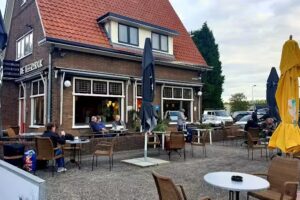 Caf&eacute; Petit Restaurant De Teersdijk