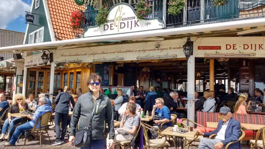 Caf&eacute; Restaurant De Dijk