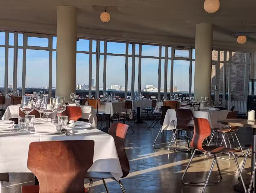 Caf&eacute; Restaurant Flora