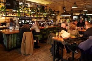 Caf&eacute; Restaurant Hoogendam