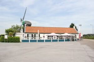 Caf&eacute; Restaurant In Den Molen