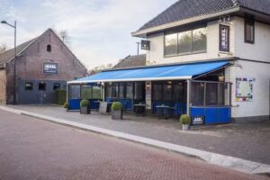 Caf&eacute; Restaurant In Irsel