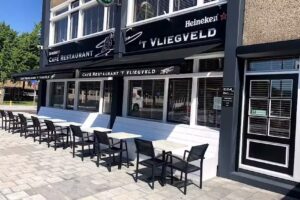 Caf&eacute;-Restaurant &rsquo;t Vliegveld