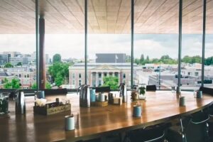 Caf&eacute; Th&uacute;s