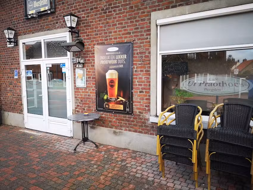 Caf&eacute; Ut Praothoes