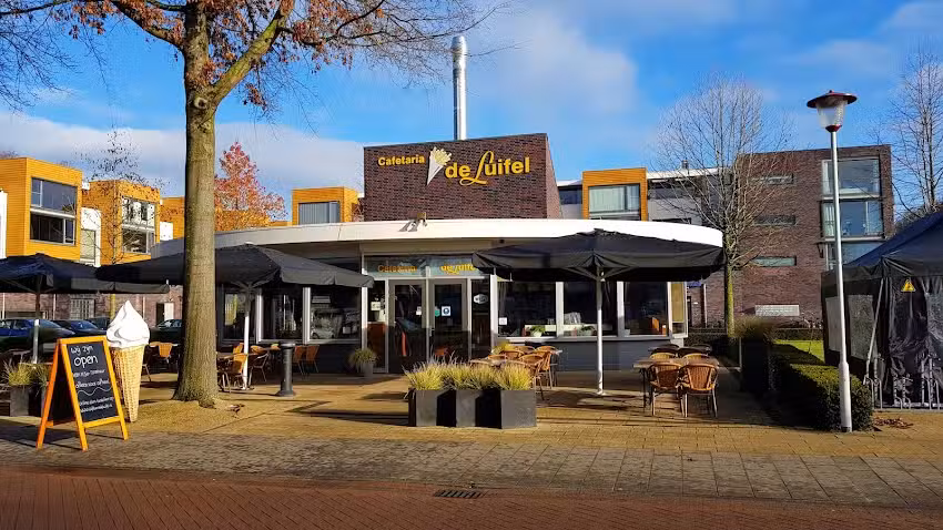 Cafetaria De Luifel in Best