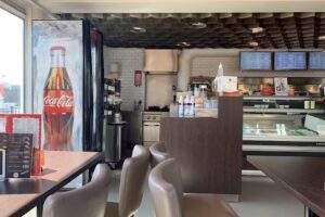 Cafetaria Lunchroom Enjoy