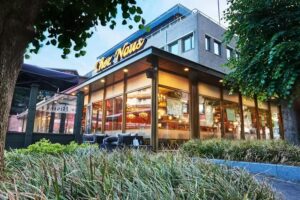 Chez Nous &ndash; Lunch & Diner