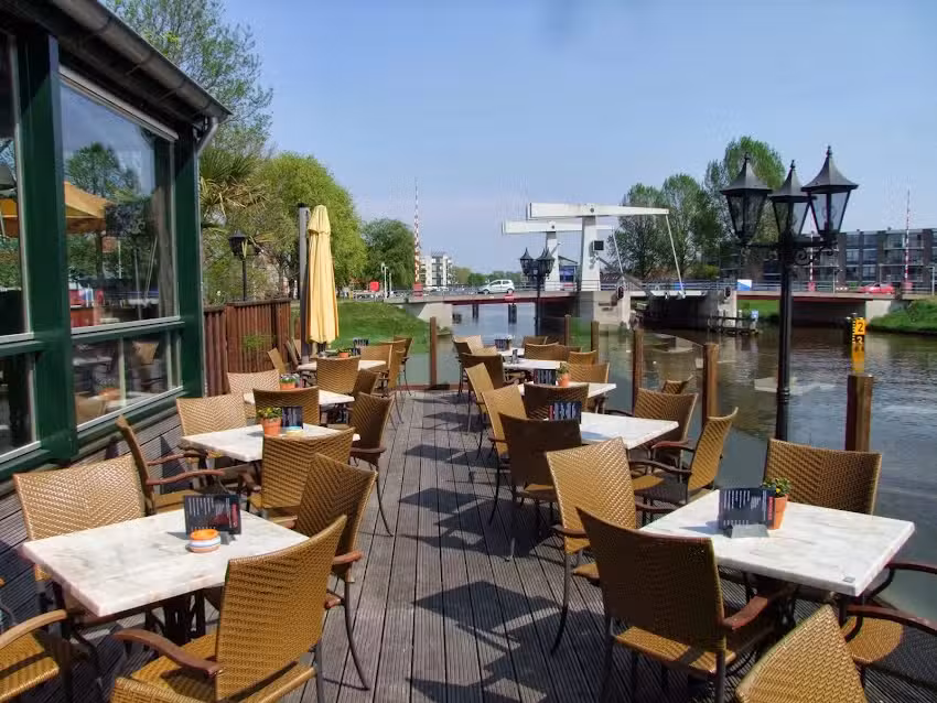 Chillers. De gezelligste plek voor diner en borrel in Emmeloord